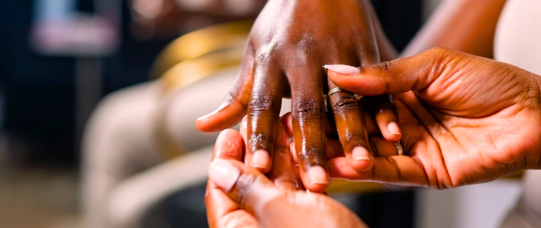 Manucure et pédicure à Douala : le secret de mains et pieds parfaits